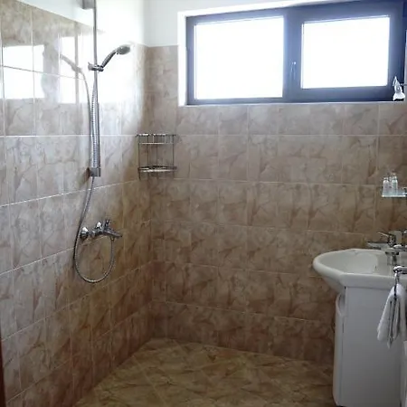 Ξενοδοχείο με διαμερίσματα Calithea Complex 4*