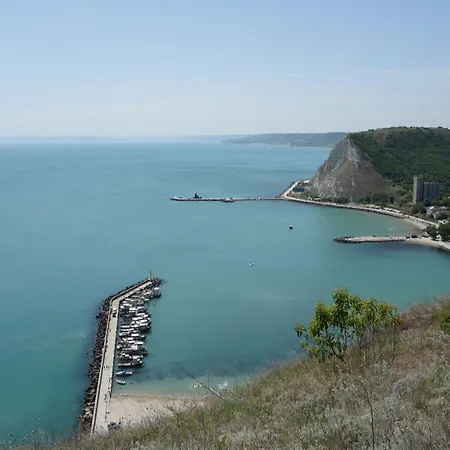 Ξενοδοχείο με διαμερίσματα Calithea Complex Καβάρνα