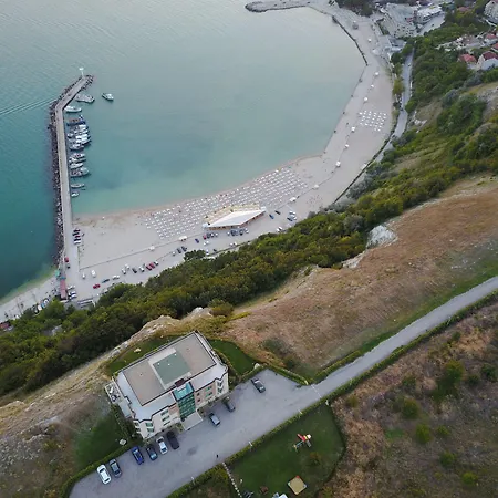 Calithea Complex Ξενοδοχείο με διαμερίσματα 4*