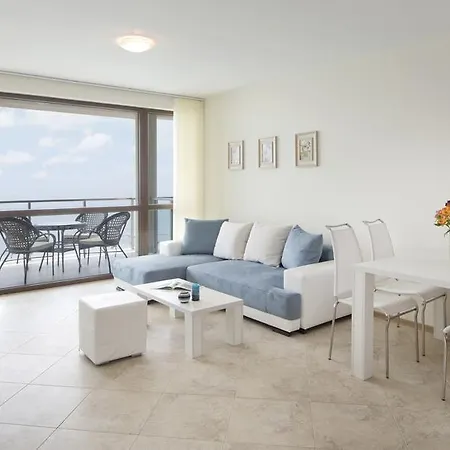 Ξενοδοχείο με διαμερίσματα Calithea Complex Καβάρνα