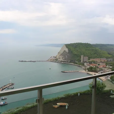 Ξενοδοχείο με διαμερίσματα Calithea Complex Καβάρνα