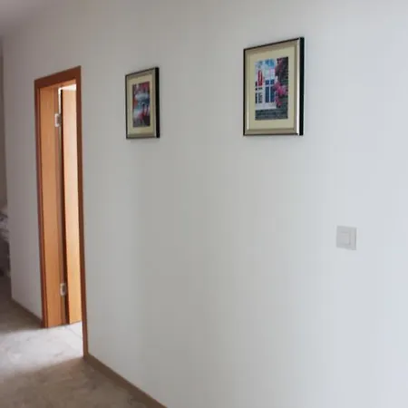 Ξενοδοχείο με διαμερίσματα Calithea Complex 4*