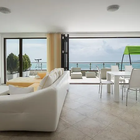 Calithea Complex Lejlighedshotel