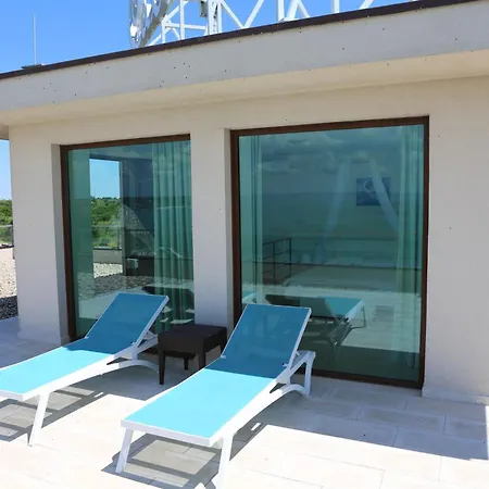 Calithea Complex