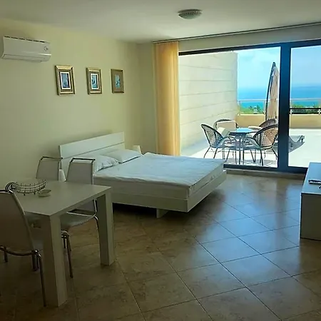 Calithea Complex Ξενοδοχείο με διαμερίσματα 4*