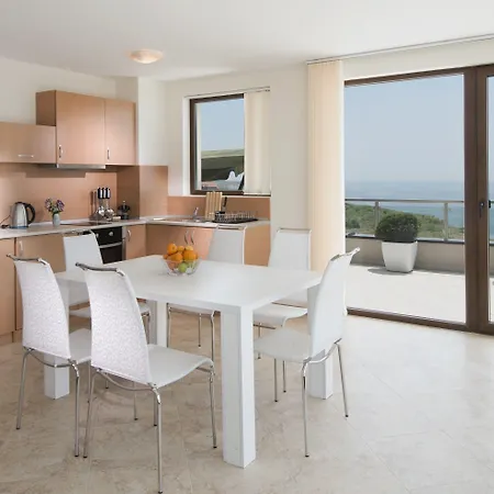 Ξενοδοχείο με διαμερίσματα Calithea Complex Καβάρνα