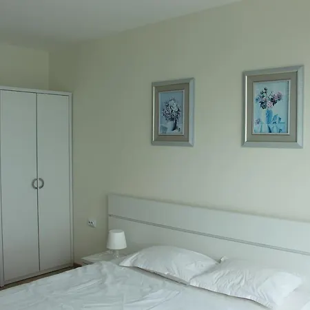 Calithea Complex Aparthotel 2*
