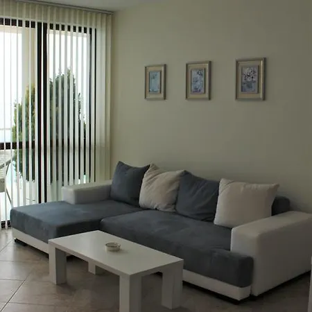 Calithea Complex קברנה