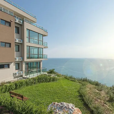 Calithea Complex Kavarna