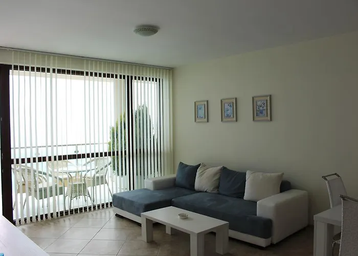 Calithea Complex Aparthotel